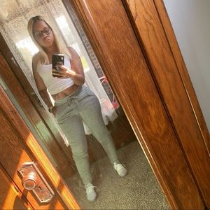 Meet your Posher, Jazmine